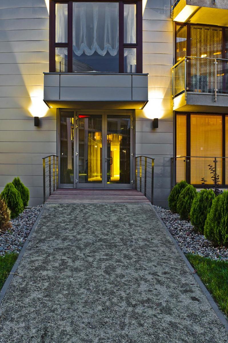 Apartamenty Triton Park Varsovie Extérieur photo